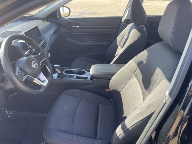 Used 2024 Nissan Altima 2.5 SV image 11