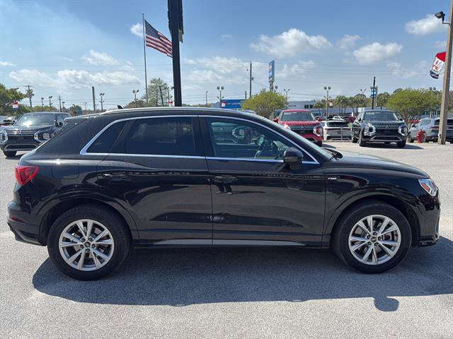 Used 2025 Audi Q3 2.0T Premium image 7