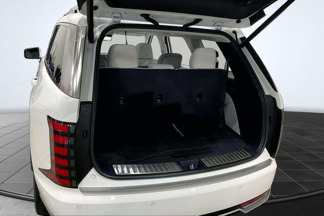 Used 2026 Hyundai Palisade Calligraphy image 5