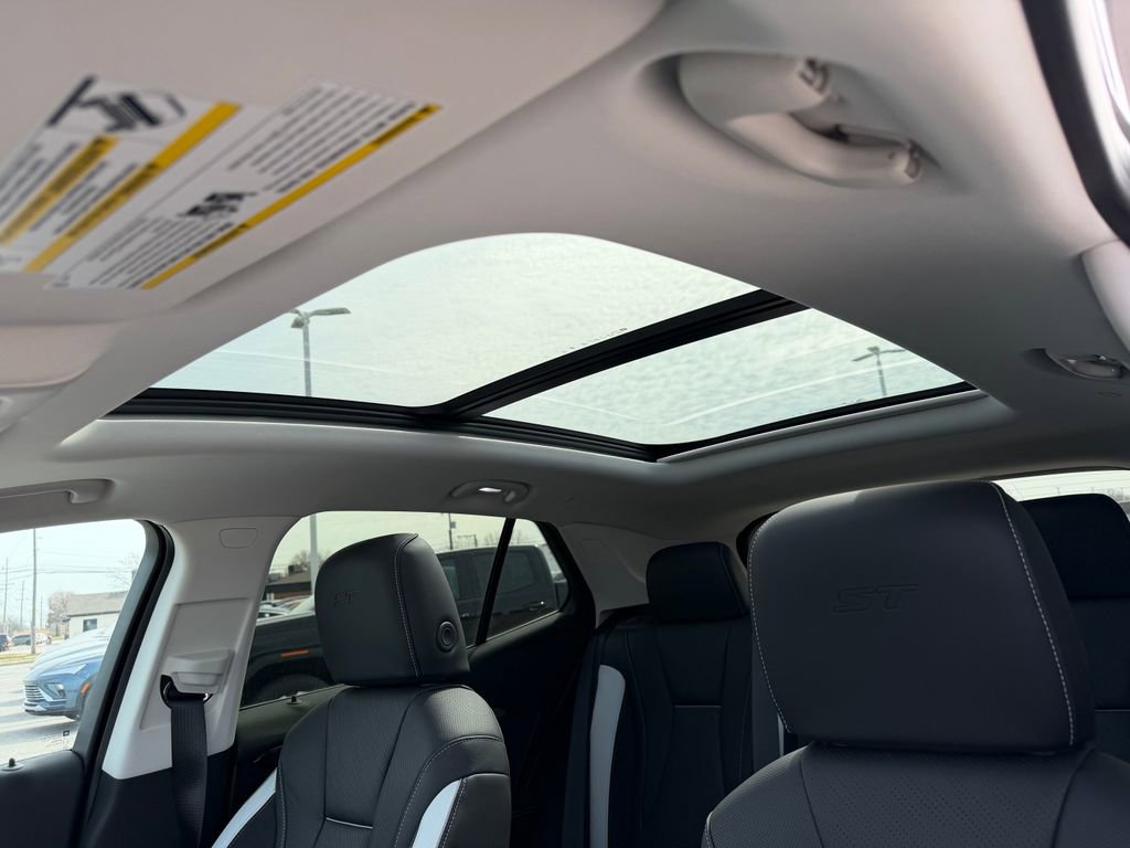 New 2026 Buick Envision Sport Touring image 14