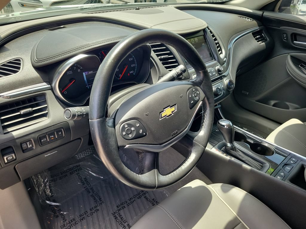 Used 2018 Chevrolet Impala Premier w/ Premier Confidence Package FWD image 19