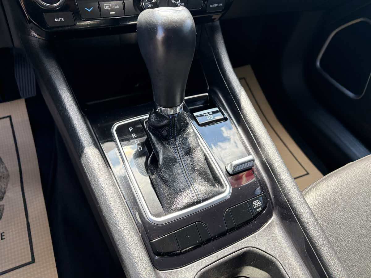 Used 2022 Jeep Compass Latitude image 16