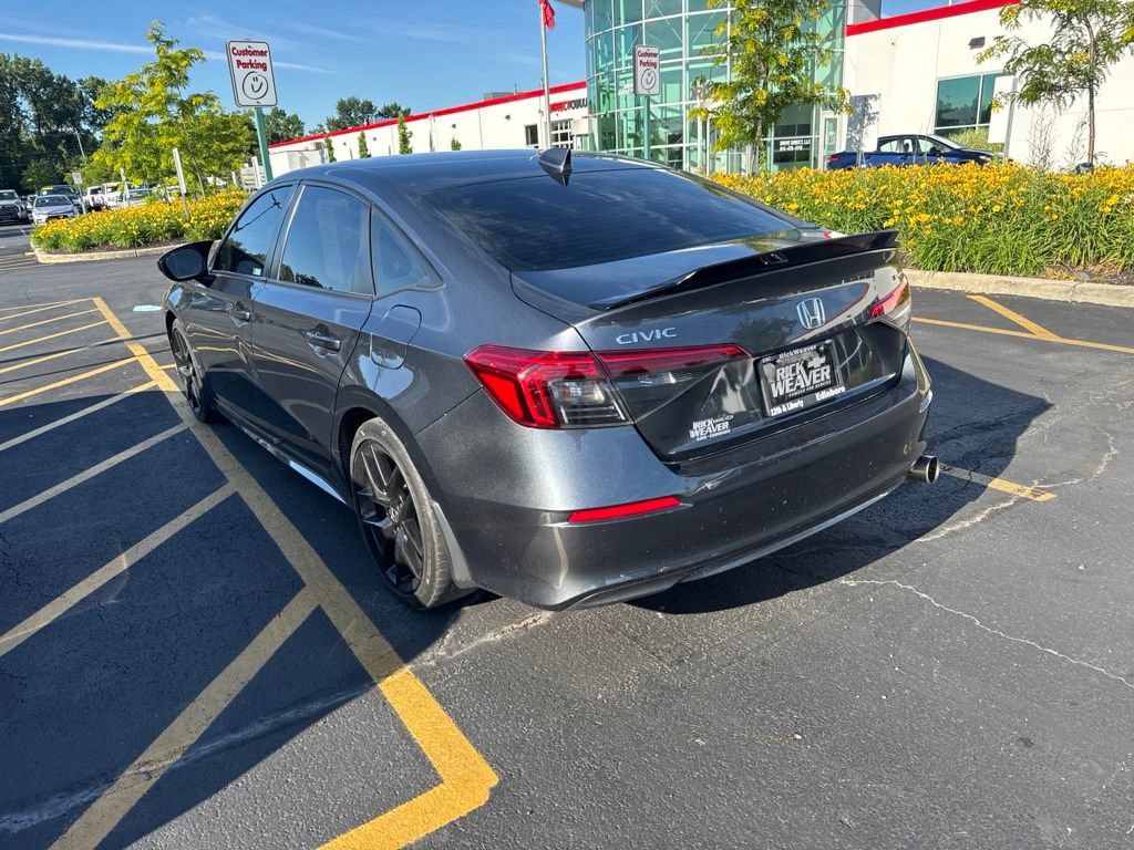 Used 2022 Honda Civic Sport image 4
