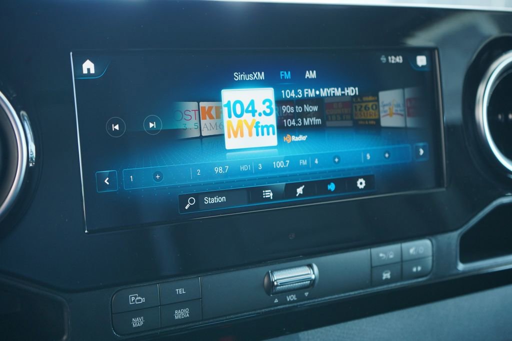 Used 2022 Mercedes-Benz Sprinter 2500 image 33