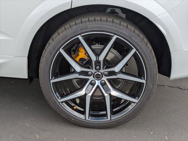 New 2026 Volvo XC60 T8 Polestar w/ Protection Package Premier image 6