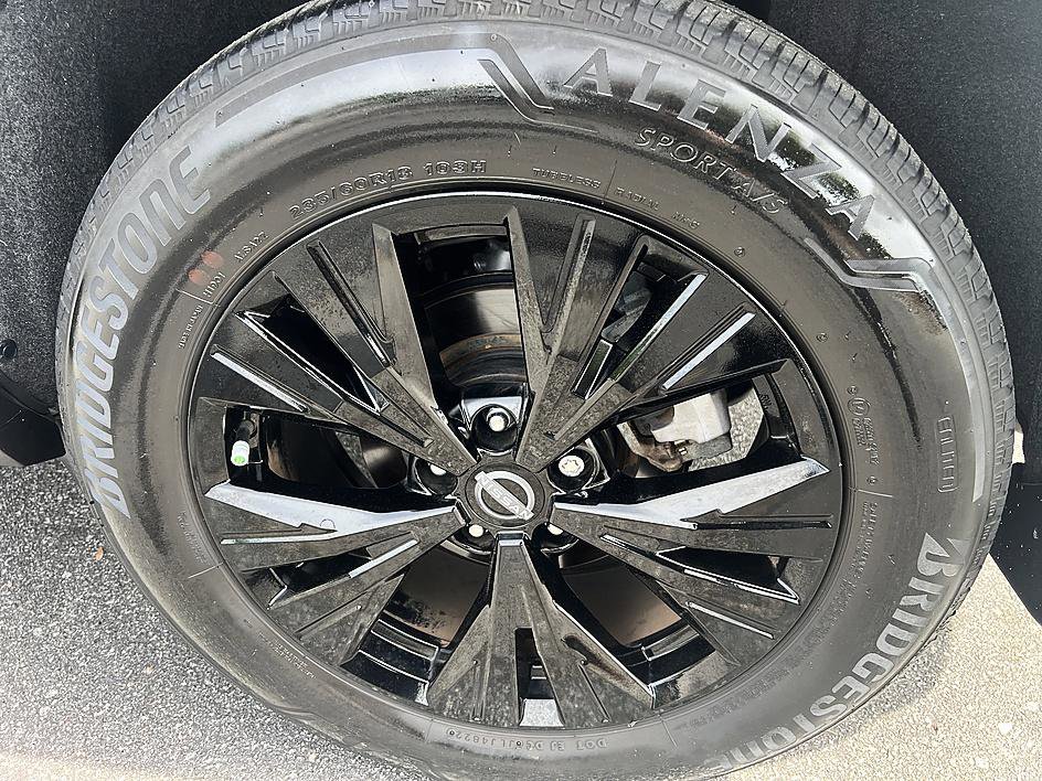 Certified 2023 Nissan Rogue SV w/ SV Premium B Package FWD image 10