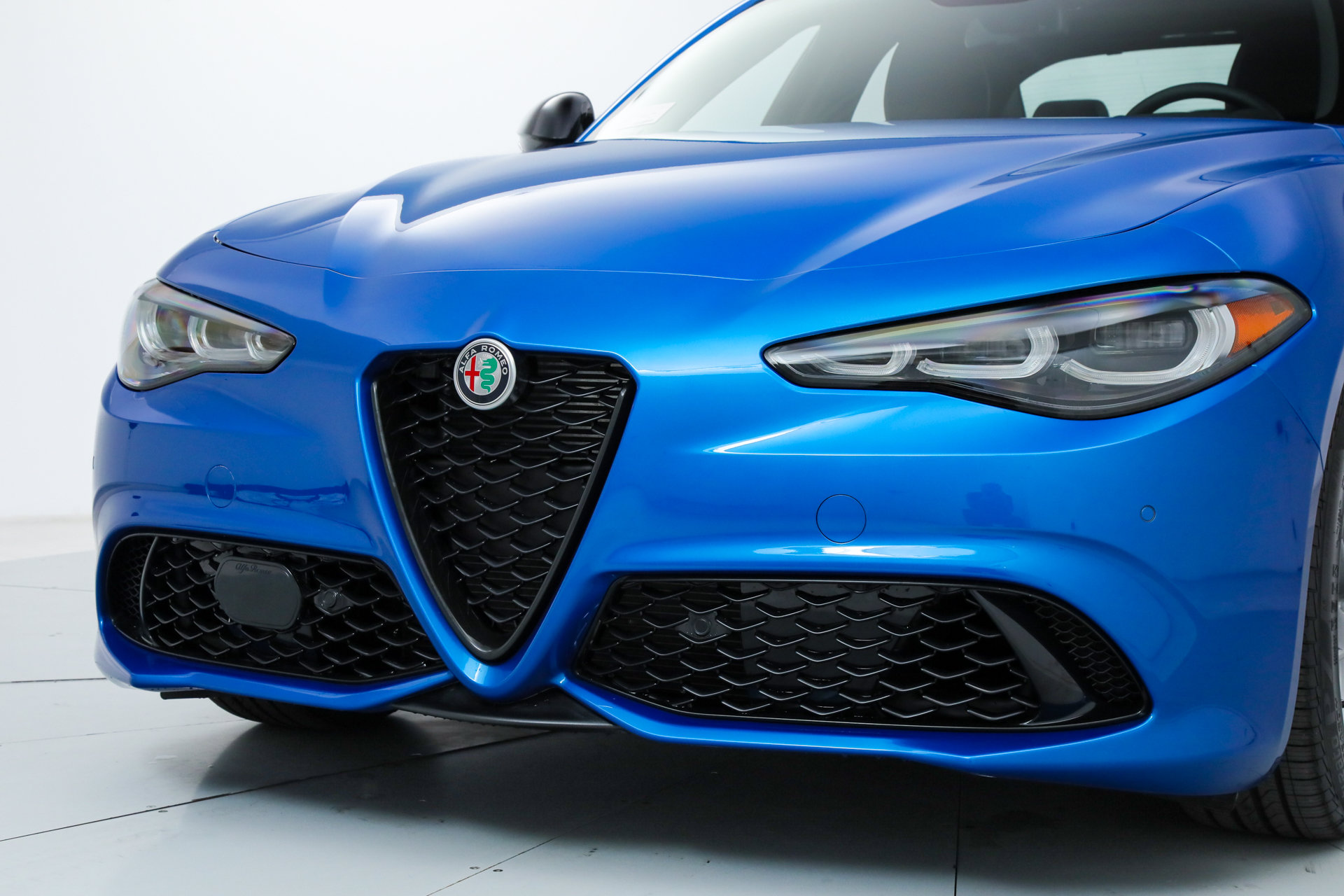New 2026 Alfa Romeo Giulia w/ Driving Assist Package RWD image 9