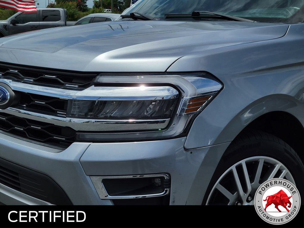 Used 2022 Ford Expedition Limited RWD image 10