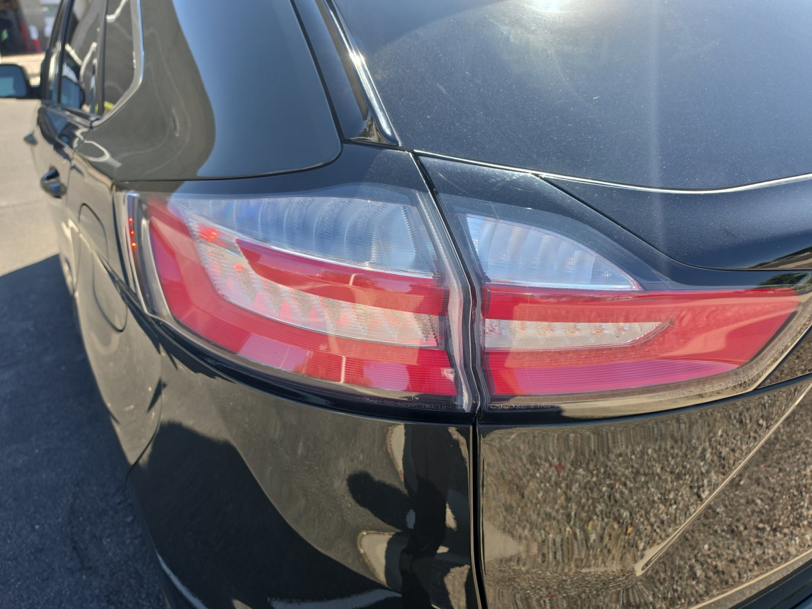 Used 2022 Ford Edge SEL AWD/4WD image 10