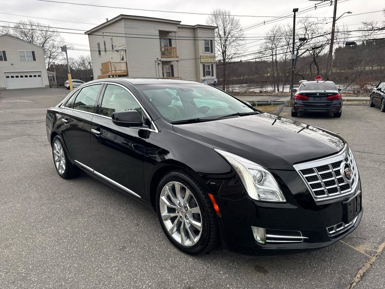 Used 2015 Cadillac XTS Luxury w/ Driver Awareness Package image 5