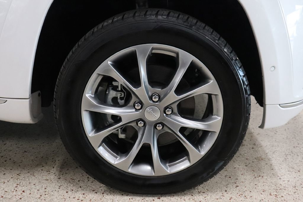 Used 2021 Jeep Grand Cherokee Summit image 40
