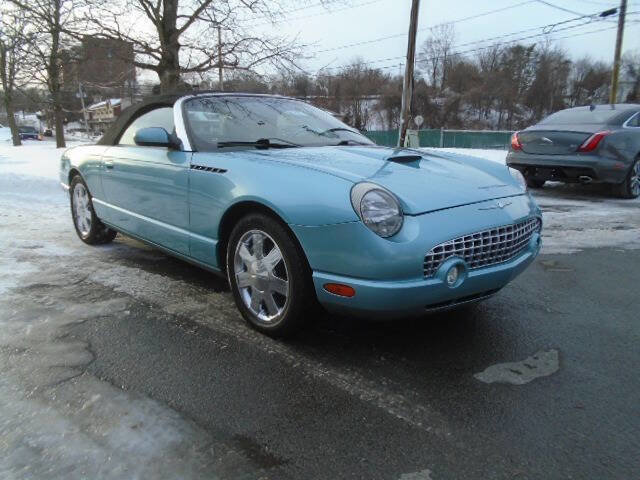 Used 2002 Ford Thunderbird Deluxe image 5