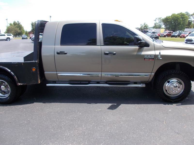 Used 2009 Dodge Ram 3500 Truck Laramie AWD/4WD image 12