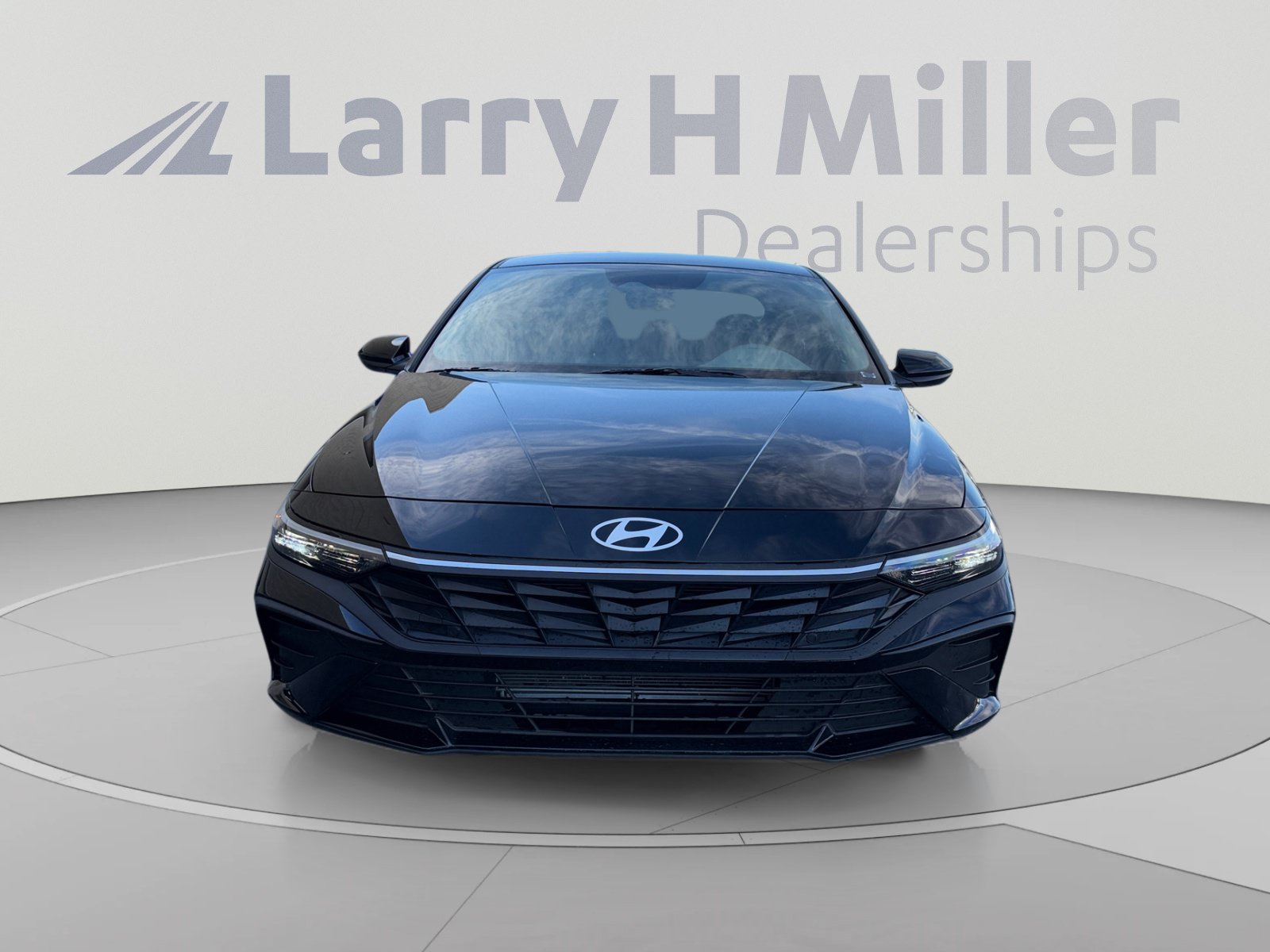 Certified 2025 Hyundai Elantra Sport FWD image 8