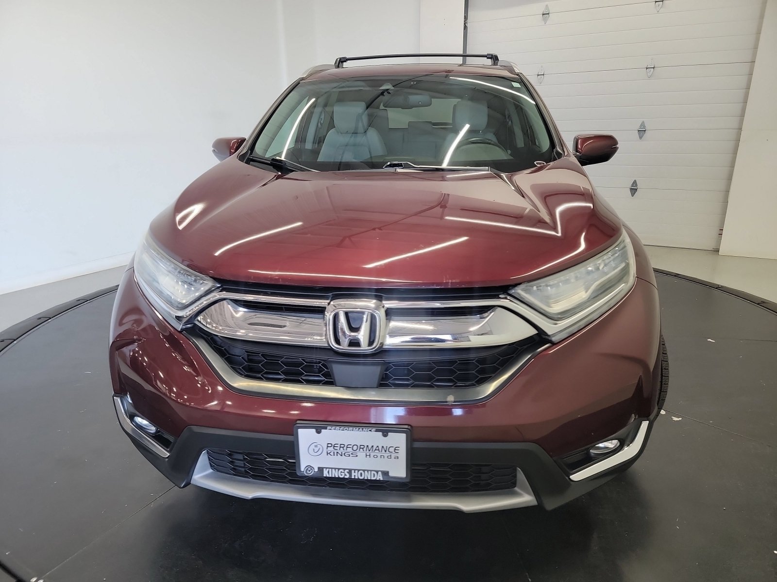 Used 2017 Honda CR-V Touring image 2