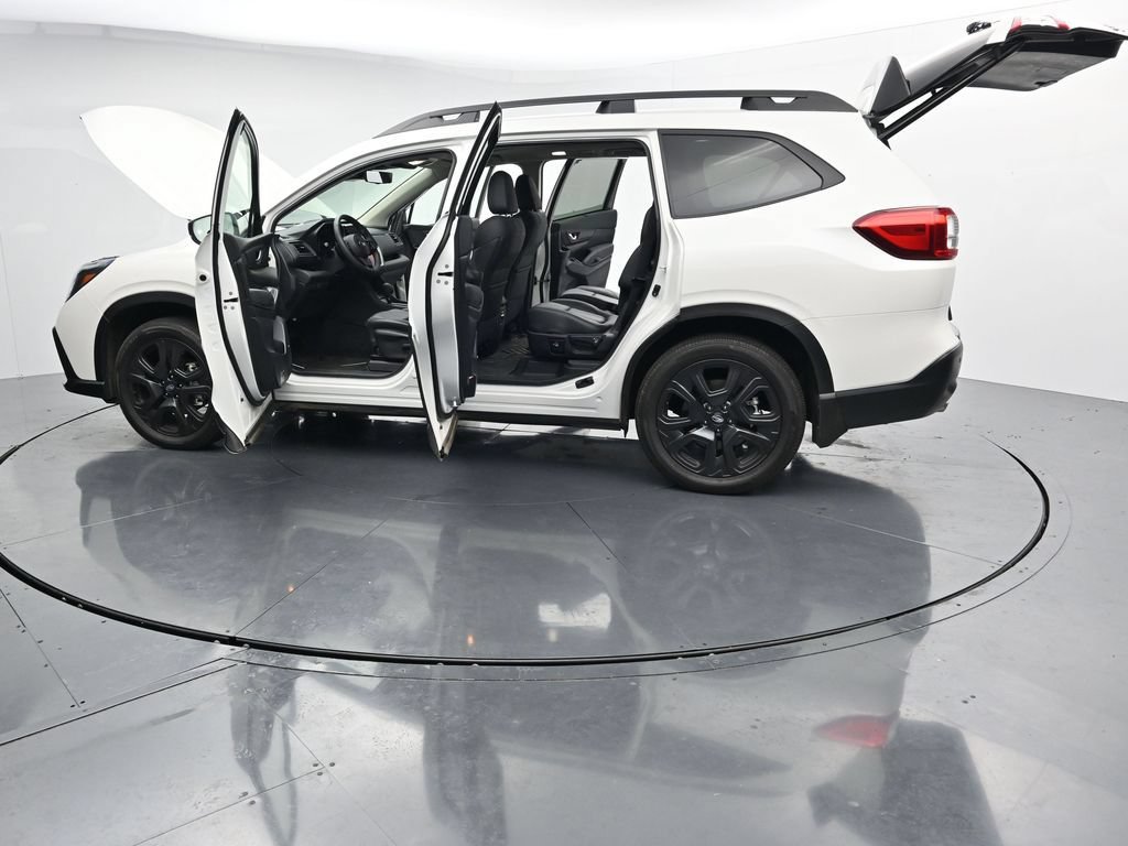Used 2025 Subaru Ascent Bronze Edition w/ Onyx Package AWD/4WD image 28