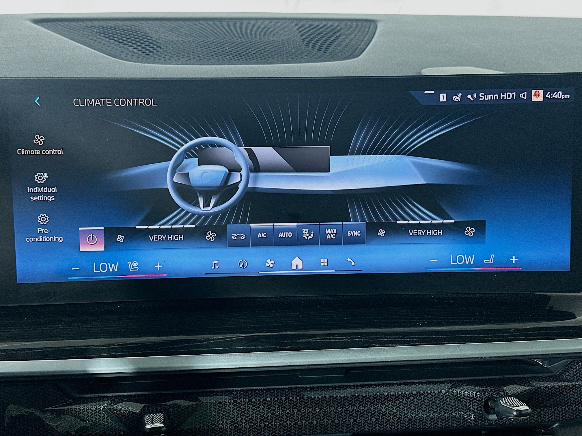 Used 2024 BMW X6 xDrive40i w/ Parking Assistance Package image 24