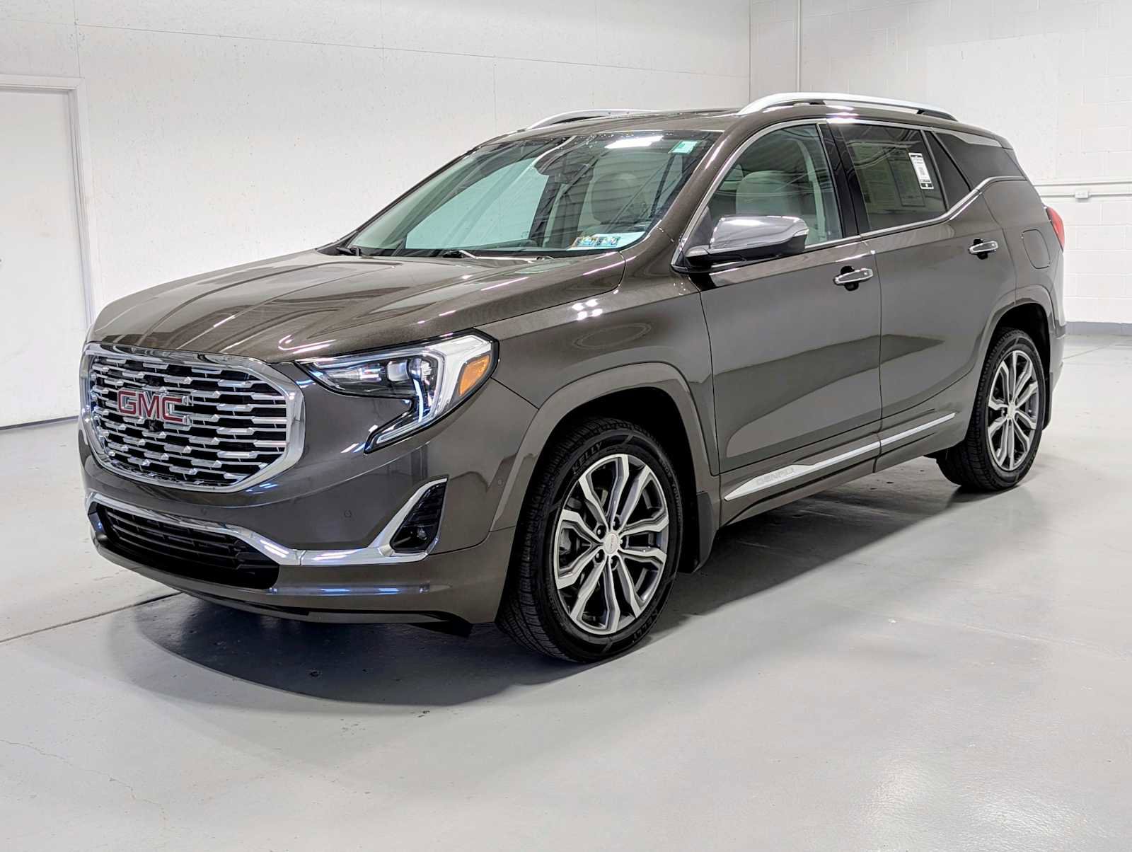 Used 2020 GMC Terrain Denali w/ Denali Premium Package