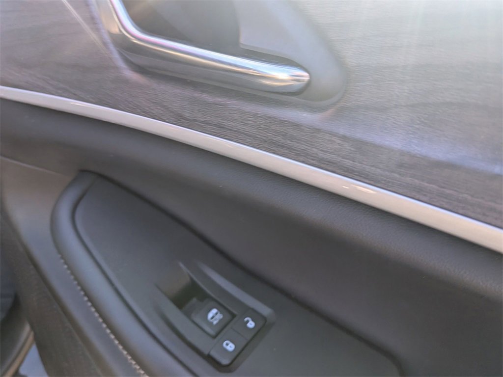 Used 2024 Jeep Grand Cherokee Limited image 33