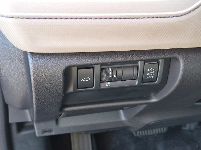 New 2026 Subaru Forester Premium AWD/4WD image 18