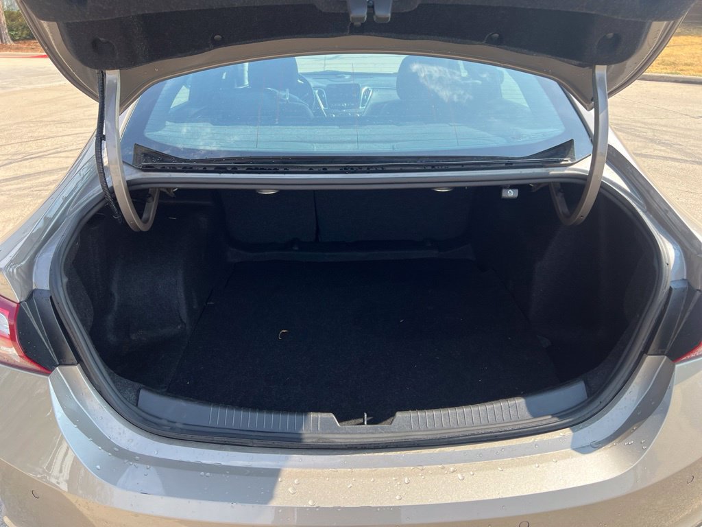 Used 2024 Chevrolet Malibu LT FWD image 34