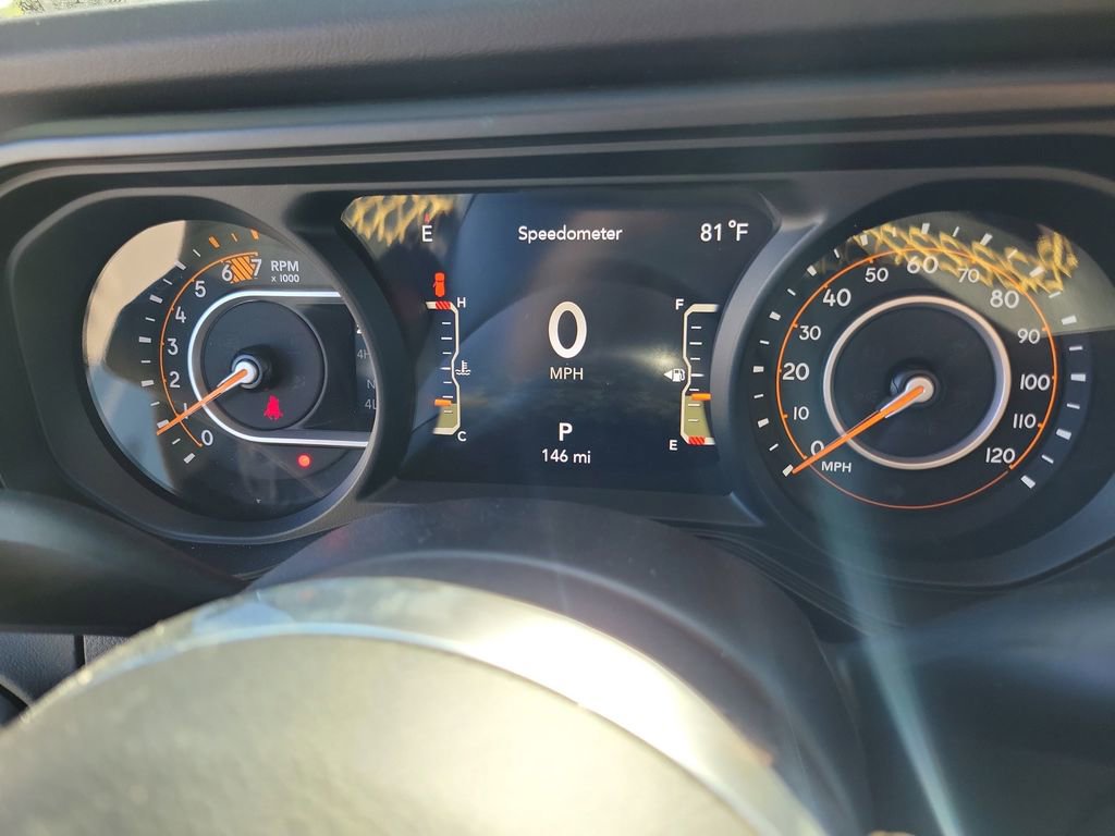 Used 2024 Jeep Wrangler Sahara image 18