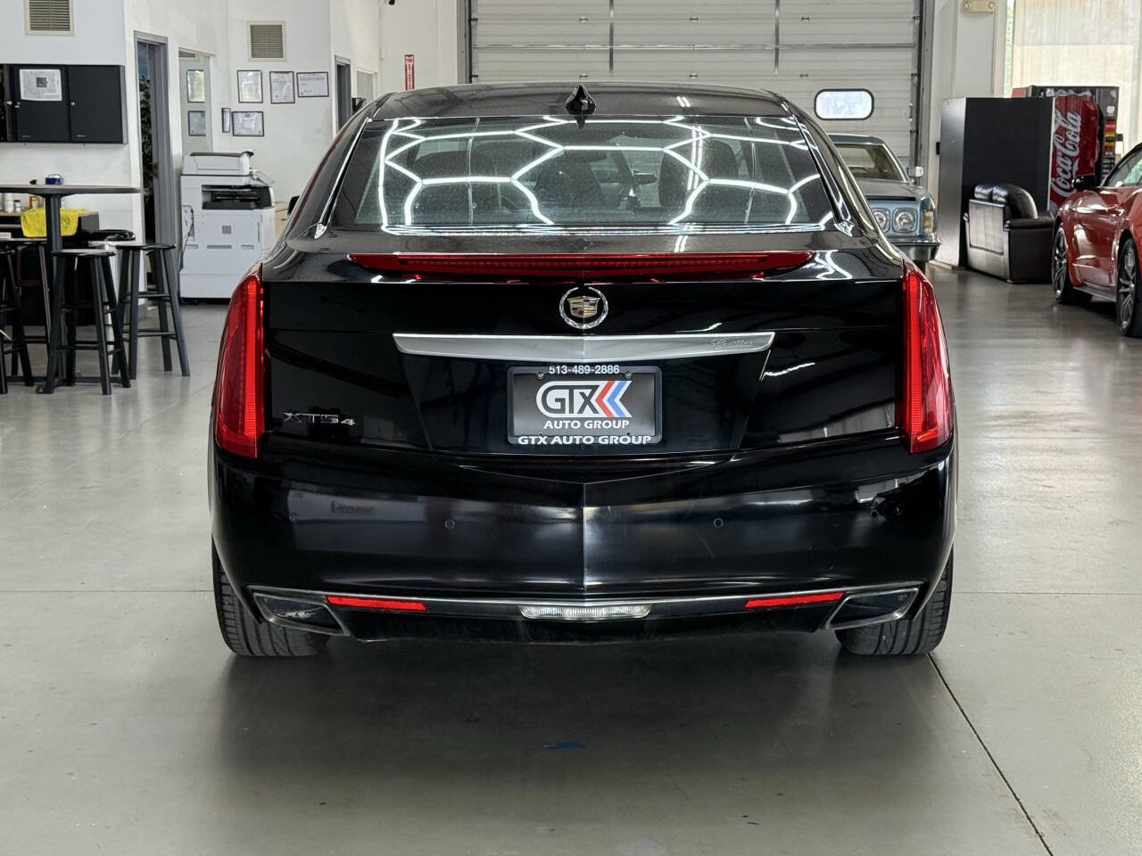 Used 2015 Cadillac XTS Luxury AWD/4WD image 6