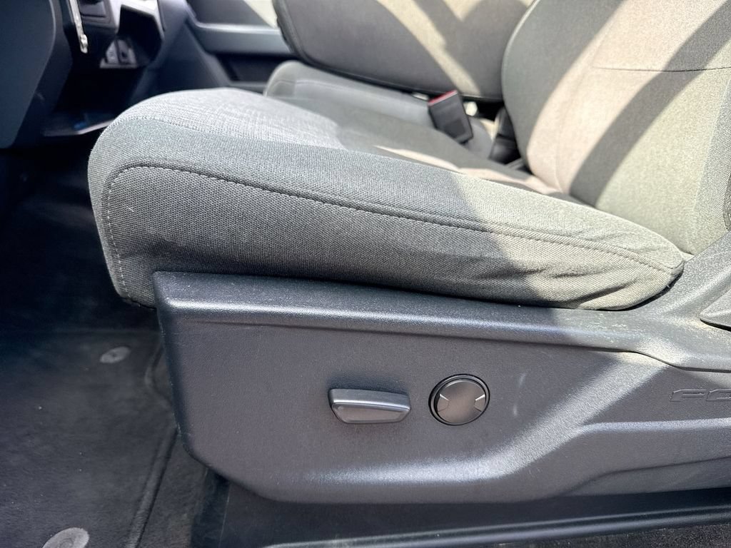 Used 2023 Ford F150 XLT RWD image 12