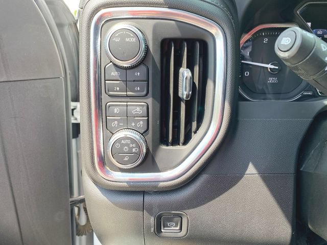 Used 2023 GMC Sierra 3500 Denali AWD/4WD image 18