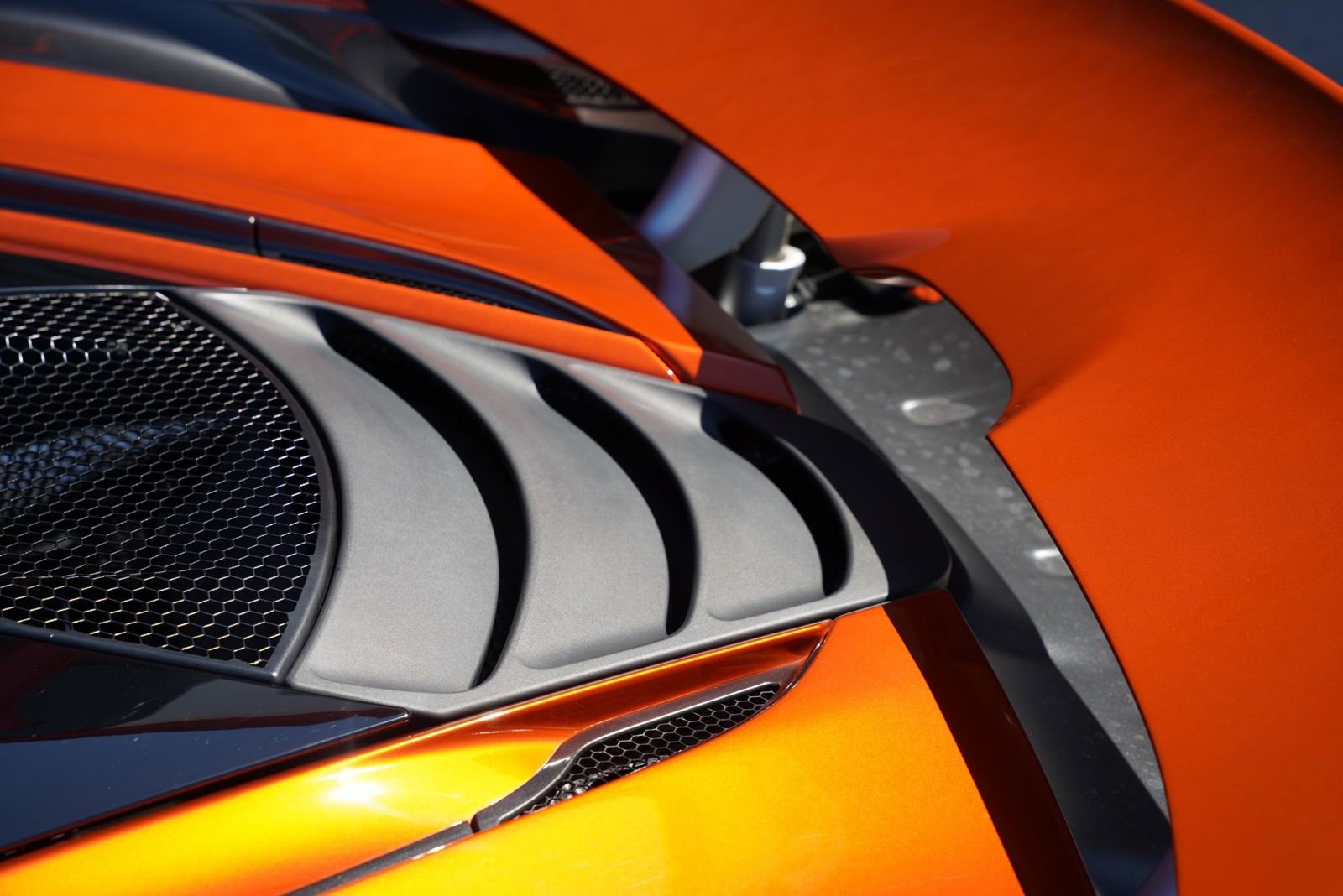 Used 2018 McLaren 720S Luxury image 21