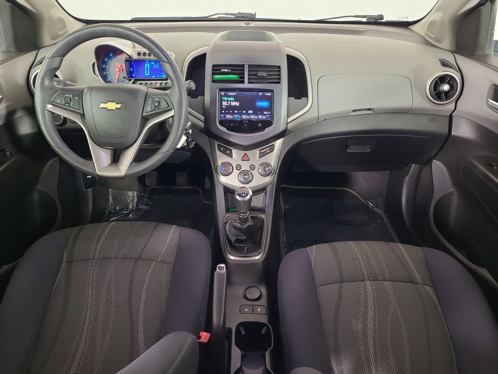 Used 2013 Chevrolet Sonic LT image 20