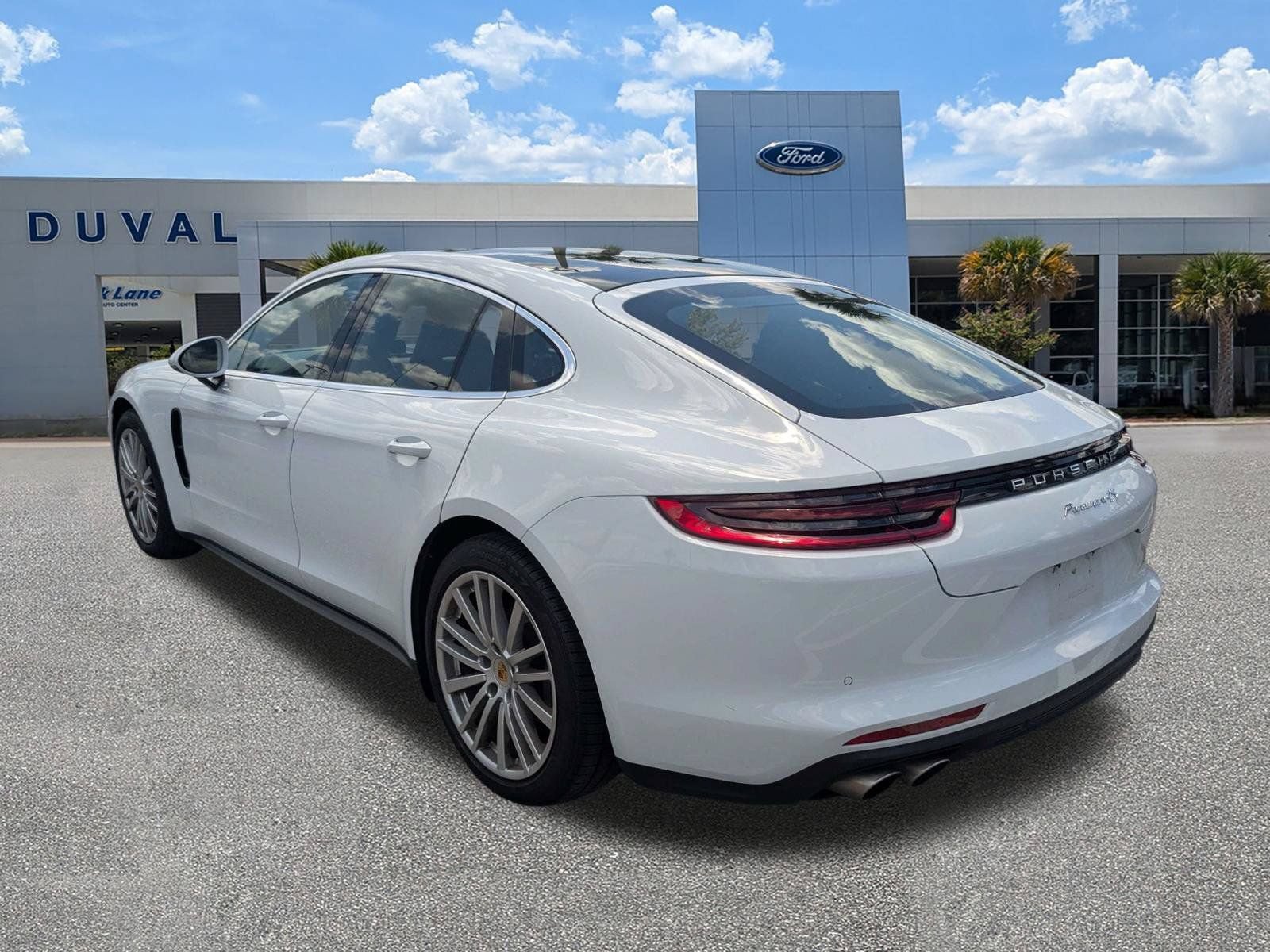 Used 2017 Porsche Panamera 4S AWD/4WD image 6