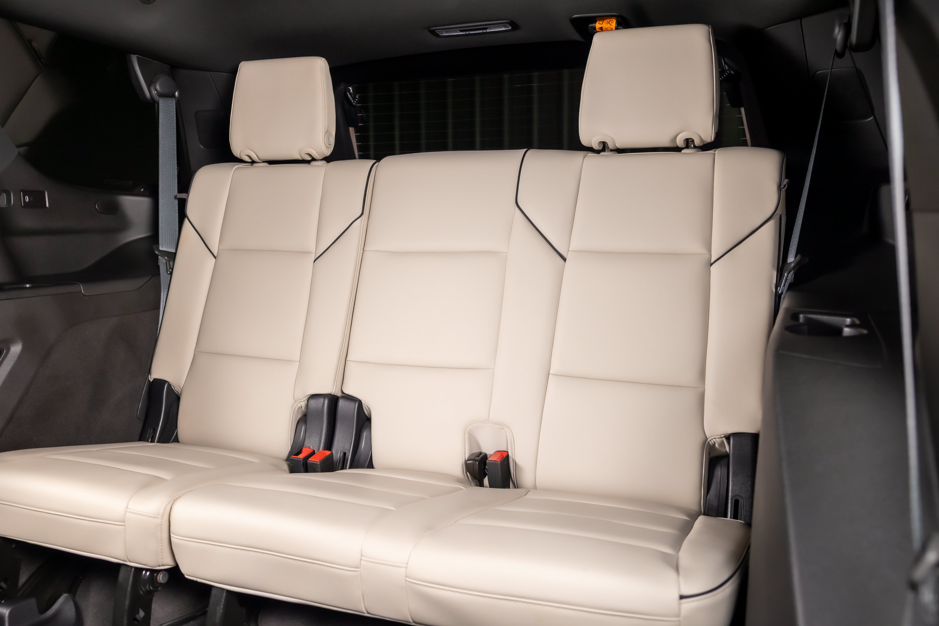 Used 2023 Cadillac Escalade Sport w/ LPO, ONYX Package AWD/4WD image 30