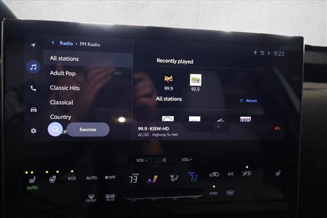 Used 2024 Subaru Solterra Limited image 18