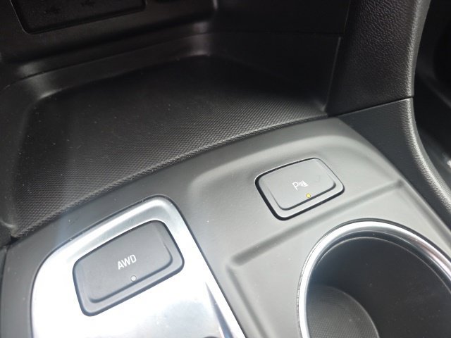 Used 2024 Chevrolet Equinox LT AWD/4WD image 24