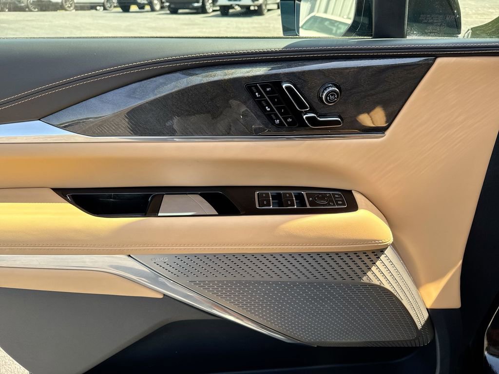 Used 2026 Cadillac Escalade IQ Sport 2 w/ LPO, Floor Liner Package image 15