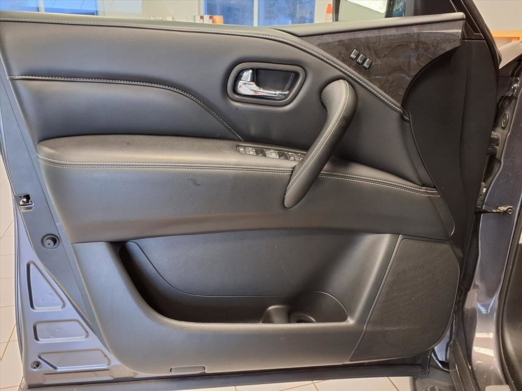 Used 2023 INFINITI QX80 Luxe w/ Cargo Package image 23