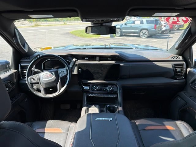 Used 2024 GMC Sierra 2500 AT4 w/ AT4 Preferred Package AWD/4WD image 18