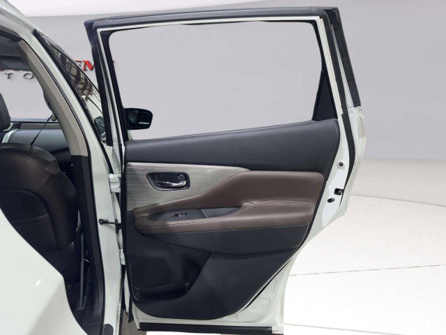 Used 2017 Nissan Murano Platinum image 49