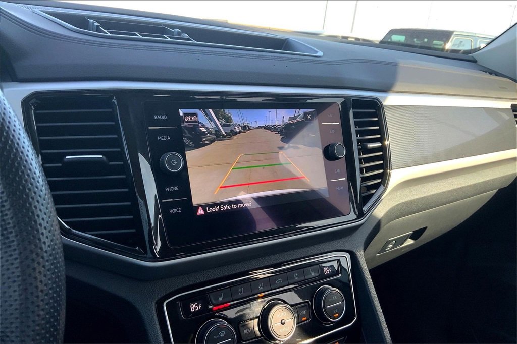 Used 2022 Volkswagen Atlas SEL Premium image 21