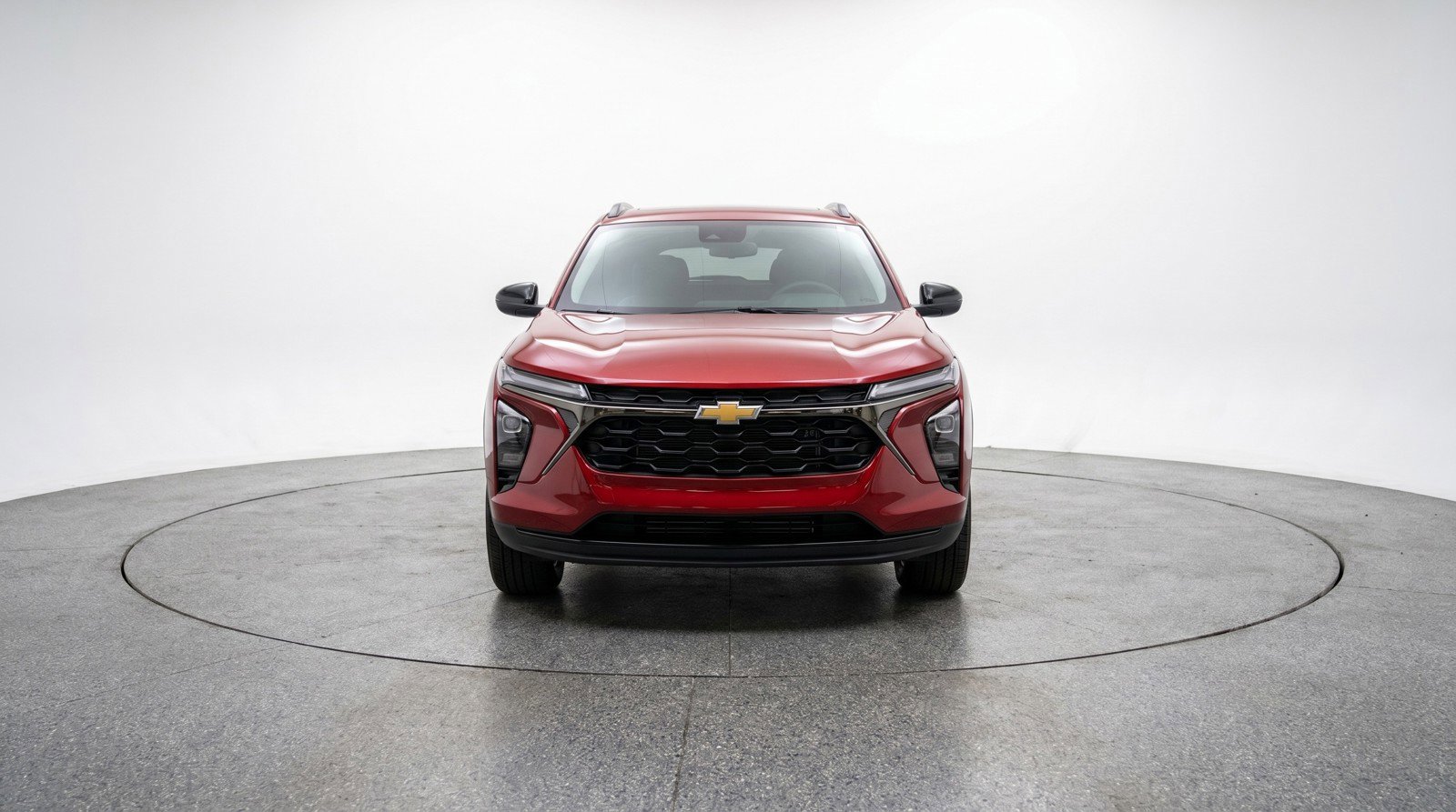 Used 2025 Chevrolet Trax LT FWD image 2