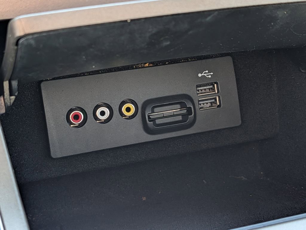 Used 2014 Lincoln MKX AWD w/ Equipment Group 102A image 49