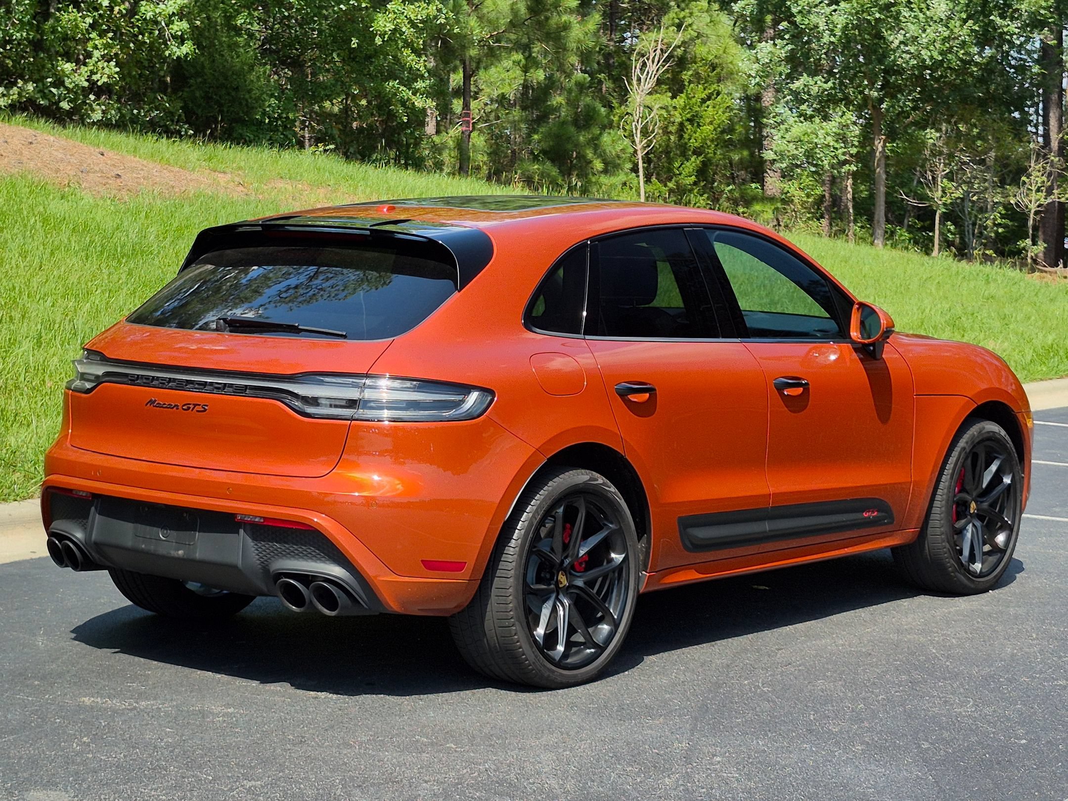 Certified 2023 Porsche Macan GTS AWD/4WD image 25
