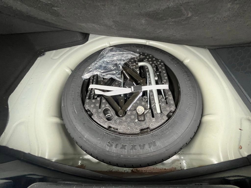 Used 2019 Volkswagen Beetle 2.0T Final Edition SEL FWD image 32