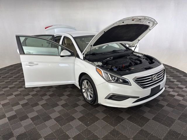 Used 2016 Hyundai Sonata SE FWD image 12