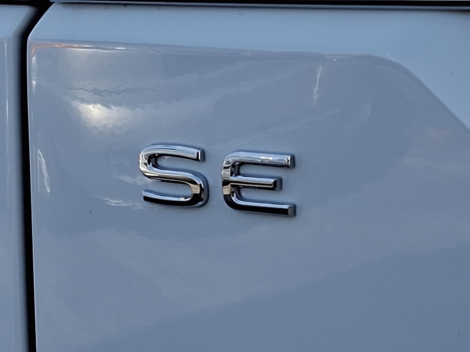 New 2025 Volkswagen Atlas SE image 12