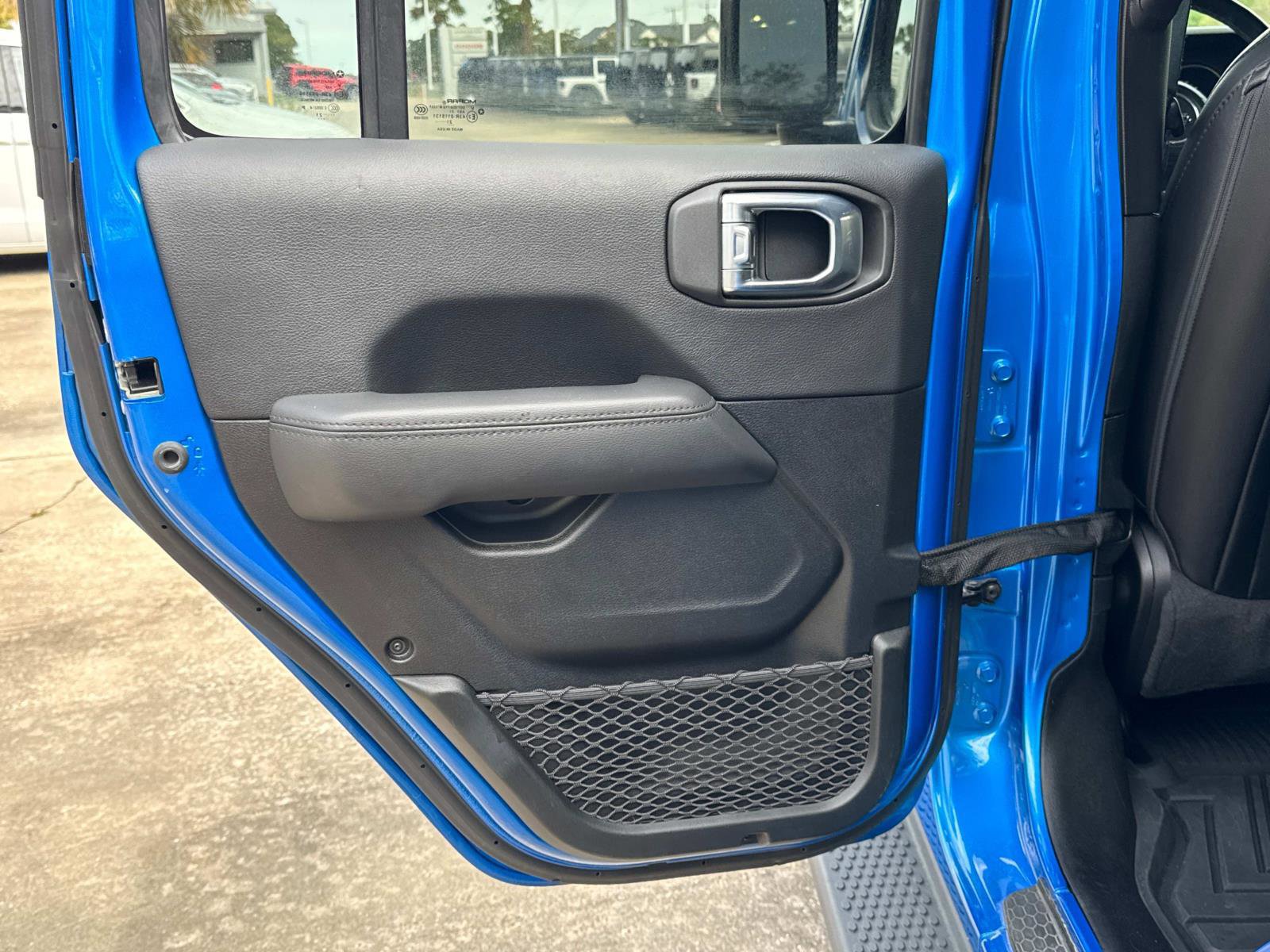 Used 2021 Jeep Wrangler Unlimited Sahara image 11