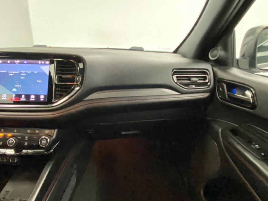 Used 2022 Dodge Durango R/T w/ Blacktop Package AWD/4WD image 27