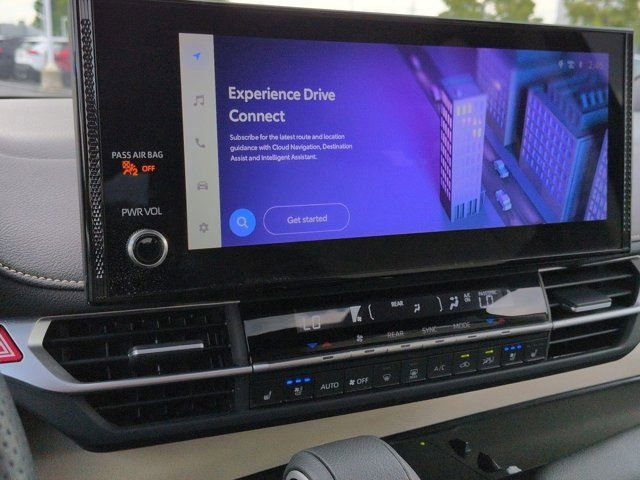 Certified 2025 Toyota Sienna Platinum AWD/4WD image 13