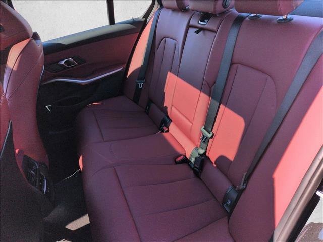 Used 2025 BMW 330i Sedan w/ Premium Package image 20